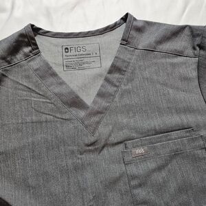 Figs "Leon" 3-Pocket Scrub Top, Mens Small Graphite